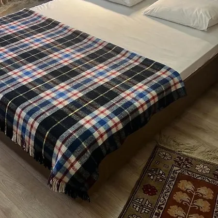 Konukevi Sekercigiller Grup Konuk Evi Ayvalı