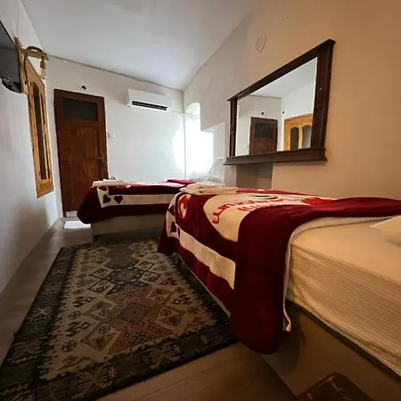 Konukevi Sekercigiller Grup Konuk Evi