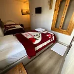 Sekercigiller Grup Konuk Evi Ayvalik